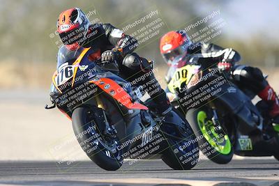 media/Dec-07-2025-CVMA (Sun) [[3e7d2de5dc]]/Race 12- Formula 40 MW and LW/